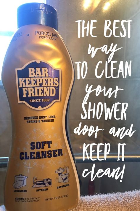 The BEST Glass Shower Door Cleaner! Glass Shower Door Cleaner, Shower Door Cleaner, Cleaning Shower Glass, Clean Shower Doors, House Cleaners, Cleaning Diy, Glass Shower Door, Shower Glass, Cleaning Tricks