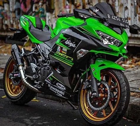 Heavy Bikes, Kawasaki 250, Green Ninja, Ninja Bike, Harley Davidson Images, Kawasaki Ninja 250r, Ninja 400, Kawasaki Motorcycle, Kawasaki Zx10r