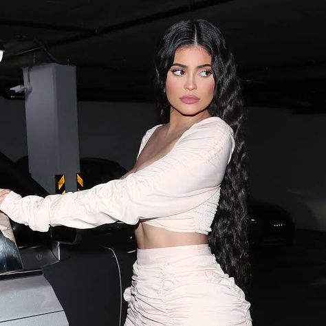 Kylie Long Hair, Kylie Jenner Black, Kily Jenner, Kylie Kardashian, Jenner Hair, Look Kylie Jenner, Kylie Jenner Hair, Looks Kylie Jenner, Estilo Kylie Jenner