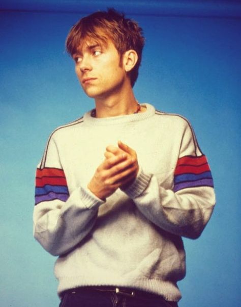 Damon Albarn Blur Band, Jamie Hewlett, Mens 90s, River Phoenix, Damon Albarn, Denise Richards, Matt Damon, Cameron Diaz, Albert Camus