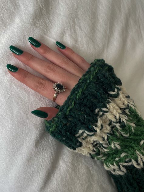 Forest Green Acrylics, Alternating Nail Color, Forest Green Almond Nails, Dark Forest Green Nails, Forest Green Acrylic Nails, Forest Green Nails Acrylic, Dark Green Acrylic Nails, Deep Green Nails, Aesthetic Green Nails