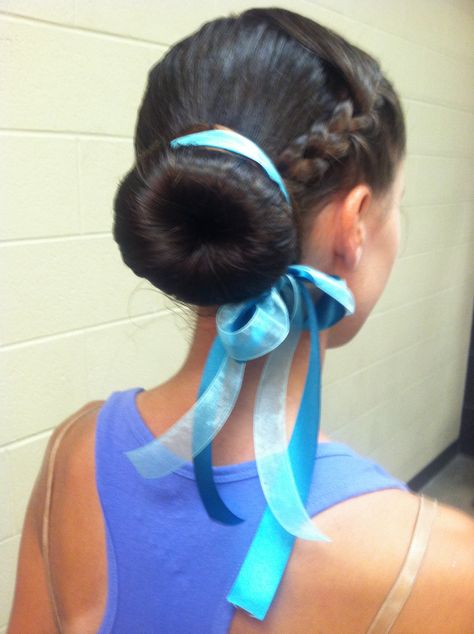 Competition hairstyle we used this year for color guard :) Color Gaurd Hairstyles, Colorguard Hairstyles Color Guard, Majorette Hairstyles, Color Guard Hairstyles, Guard Hairstyles, Color Guard Hair, Competition Hairstyles, Color Guard Makeup, Gameday Hair