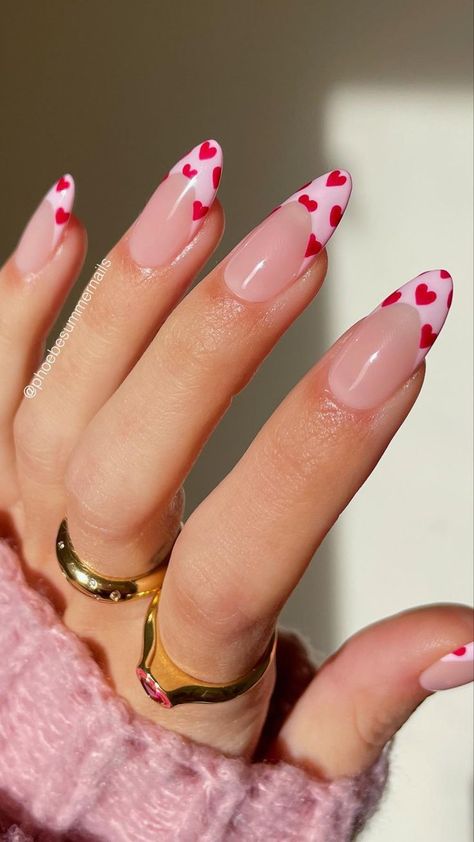 Pink Round Nails Design, Round Nails Acrylic, V Day Nails, Year Nails, Nails Round, Nails Valentine, Nails Valentines, Valentine Nails, Subtle Nails