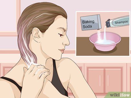 How To Get Permanent Hair Dye Out Of Hair, How To Take Dye Out Of Hair, How To Take Color Out Of Hair, Fade Black Hair Dye, Hair Dye Stripping Diy, How To Get Rid Of Hair Dye On Hair, How To Remove Dye From Hair, How To Get Dye Out Of Hair, How To Remove Permanent Hair Dye