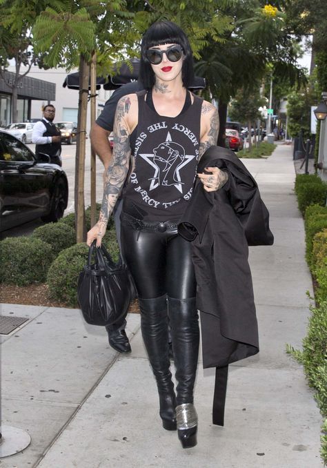 Kat von D out & about in West Hollywood Kat Von D Outfits, Magha Nakshatra, Punk Girl Fashion, Kat Von D Style, Dita Von Teese Style, Vampire Clothes, Casual Goth, Womens Outfits, True Winter