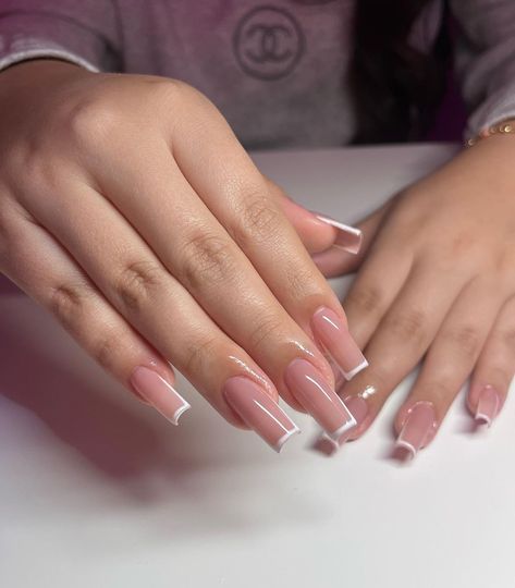 45 Summer French Tip Nails to Inspire You Long Square Acrylic Nails, Acrylic Nails Coffin Short, Pink Acrylic Nails, Square Acrylic Nails, Fire Nails, Chic Nails, Dope Nails, French Tip Nails, Short Acrylic Nails