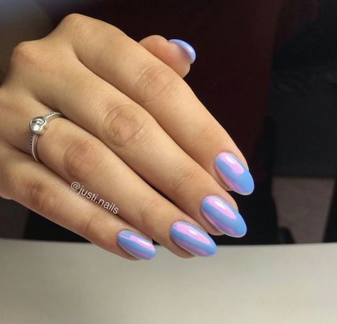 Blue Nails With Pink Chrome, Irridescent Nails Blue, Iridescent Nails Blue, Purple Blue Chrome Nails, Purple Opal Nails, Opal Chrome Nails, Chrome Nails Purple, Bright Purple Nails, Lavender Chrome Nails