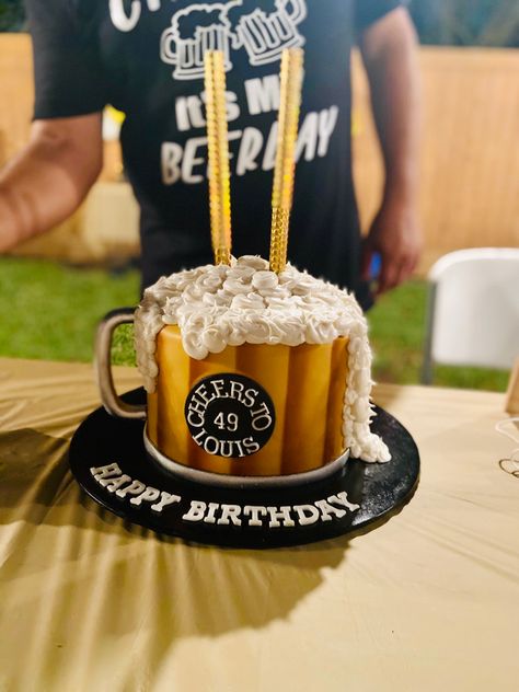 Beer Cake Ideas For Men, Beer Themed Cake, Birthday Cake Beer, Beer Bottle Cake, 50th Birthday Cakes For Men, Beer Birthday Party, Beer Mug Cake, Birthday Cake For Boyfriend, 90th Birthday Cakes