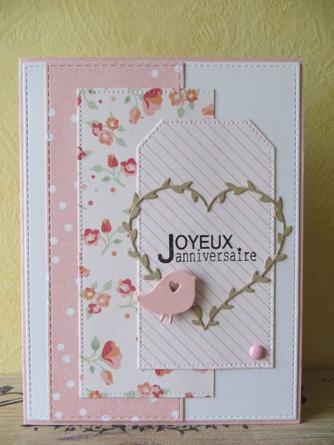 Coucou à toutes ! J'espère que vous avez passé une belle semaine. Ici aujourd'hui il fait un temps magnifique, l'idéal pour vous montrer mes... Embossed Cards, Heart Cards, Card Layout, Card Tags, Scrapbook Albums, Love Cards, Simple Cards, Scrapbook Cards, Anniversary Cards