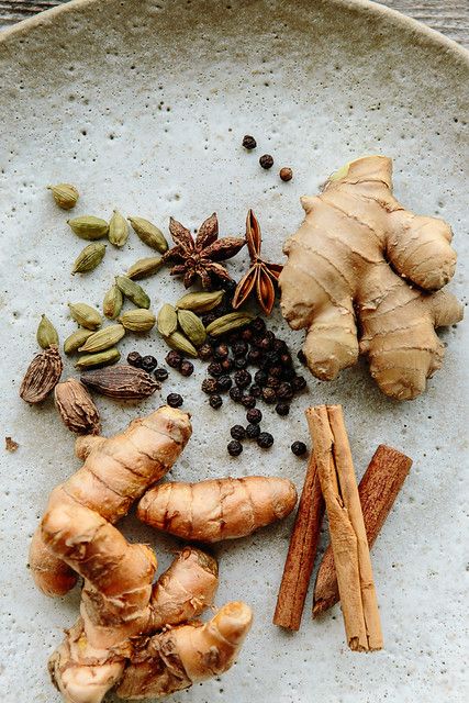 Turmeric Chai // the year in food | theyearinfood.com/2015/0… | Flickr Makanan Cepat Saji, Spices Photography, Growing Ginger, Tattoo Plant, Food Art Photography, Air Kelapa, Natural Kitchen, Food Photography Inspiration, Spices And Herbs