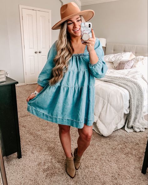 How To Wear Babydoll Dress, Western Babydoll Dress, Babydoll Dress Outfit Winter, Shirt Dress Outfit Summer, Babydoll Dress Outfit, Dress Outfit Winter, Bell Bottom Jeans Outfit, Womens Fashion Casual College, Denim Baby