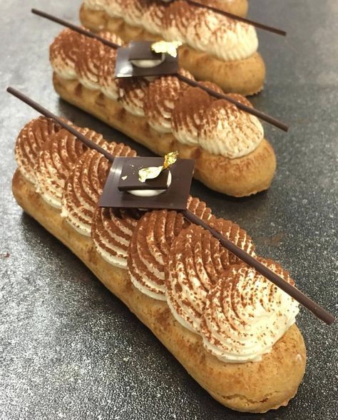 Florent Cantaut on Instagram: “Tiramisu Eclair . . . . . . . #cakeporm #sweetsconsulting #eclair #eclairs #chocolates #chocolatelovers #coffee #italia #italiandessert…” Halloween Eclairs, Eclairs Decoration, Caramel Eclair, Chocolate Eclairs, Chocolate Eclair, Chocolate Icing, Chocolate Decorations, Italian Desserts, Decorating Inspiration