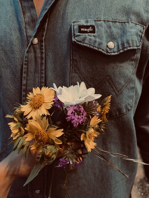 Country Flower Aesthetic, Rustic Romance Aesthetic, Ranch Romance Aesthetic, Cowboy Lovers Aesthetic, Cowboy Husband Aesthetic, Crossroads Devney Perry Aesthetic, Country Music Star Aesthetic, Faceless Cowboy Aesthetic, Rancher Aesthetic Man