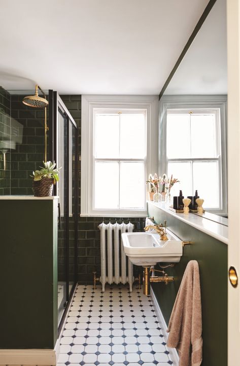 Bathroom Ideas Georgian House, Georgian Interiors Bathroom, Georgian Bathroom Tiles, Victorian Renovation Interior Design, Modern Georgian Bathroom, New Orleans Style Bathroom, Dark Blue Farmhouse Bathroom, French Townhouse Interior, Historic Renovation Interior Design