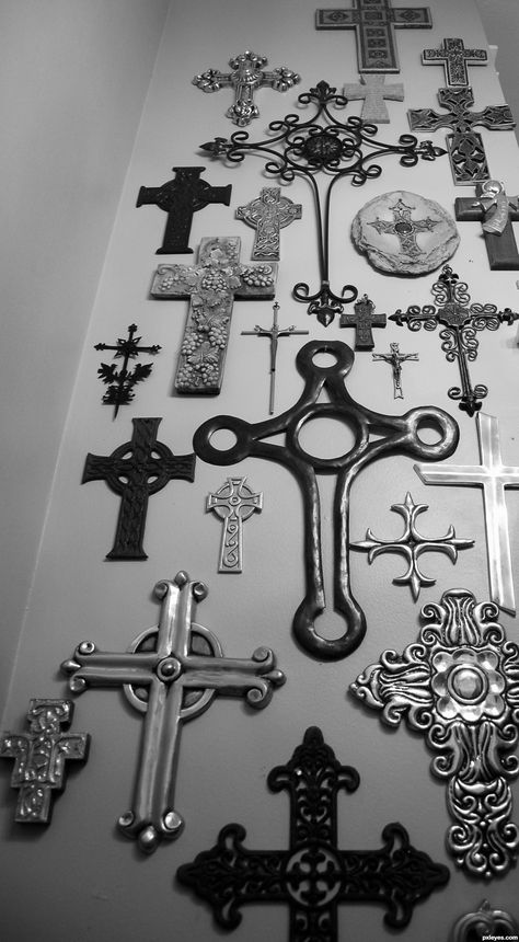 Many a Crucifix Different Crosses, Sign Of The Cross, Old Rugged Cross, Cross Wall, Cross Wall Decor, Photography Contest, Cross Art, Shiny Objects, Crosses Decor