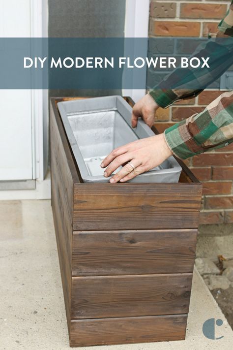 Why not give your home some curb appeal by creating this simple DIY modern flower box this summer! Diy Modern Planter, Koti Diy, Modern Planter, نباتات منزلية, Diy Planter Box, Garden Types, Modern Planters, Diy Holz, Diy Planters