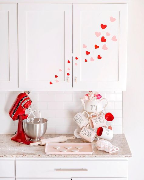 Jen Kelley on Instagram: “This little corner of the kitchen is my favorite ❤️🤍 . . . . . . . . . . ⠀ #lovelydecorhomes34h #valentines #valentinesbaking…” Valentine Kitchen Cabinet Decor, Valentine Cabinet Decor, Valentines Cabinet Decor, Valentines Day Decorations Kitchen, Kitchen Valentines Day Decor, Valentine Kitchen Decor Ideas, Valentines Shelf Decor, Valentines Kitchen Decor, Valentines Day Kitchen Decor