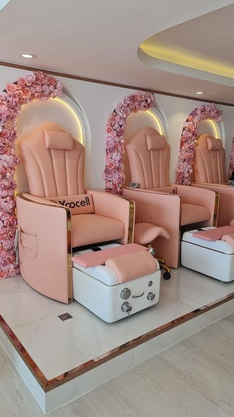 #homedecor, #interiordesign, #homedesign, #decor inspiration Lash Salon Suite Decor, Boutique Nail Salon, Salon Chairs Ideas Furniture, Mobile Spa Business Ideas, Mobile Nail Salon Truck, Nail Room Inspiration, She Shed Nail Salon, Pedicure Salon Interior Design, Salon Room In Home