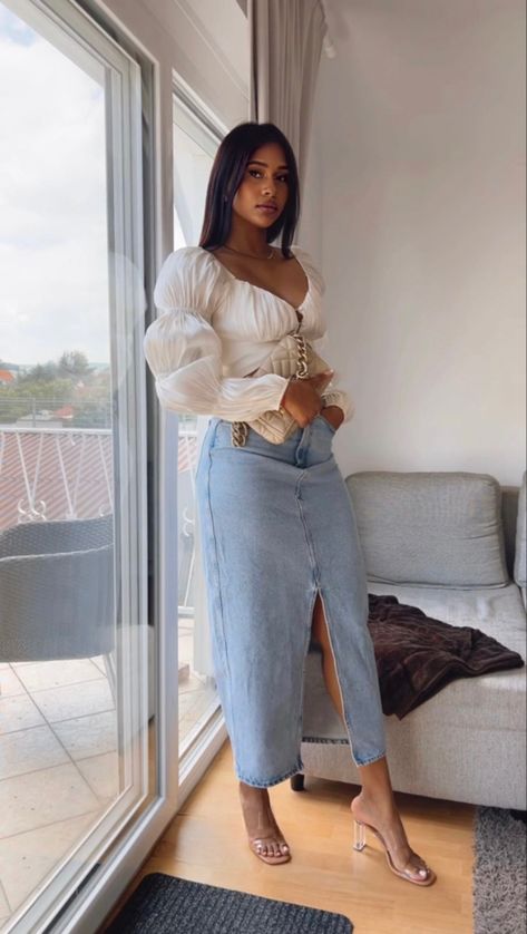 #longskirt #denimskirt #outfitideas #outfitstyle #outfitstyle #mango #mangoskirt #zara #shein #ootd #fashionstyle Ootd Zara, Mango Skirts, Long Denim Skirt, Modest Outfits, Casual Outfit, Long Skirt, Denim Skirt, Mango, Casual Outfits