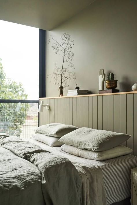 Bedroom Inspirations Colors, Beautiful Bed Designs, Simple Bed Designs, Melbourne House, White Sheets, 아파트 인테리어, Bedroom Green, New Room, Guest Bedroom