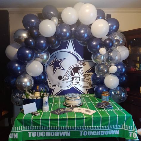 Dallas Cowboy Birthday Party Decoration, Dallas Cowboys 40th Birthday Party, Dallas Cowboys Table Decorations, Cowboys Theme Party Dallas, Dallas Cowboy Backdrop Ideas, Dallas Cowboy Themed Birthday Party, Cowboys Birthday Party Football, Dallas Cowboy Party Decorations, Dallas Cowboys First Birthday Party