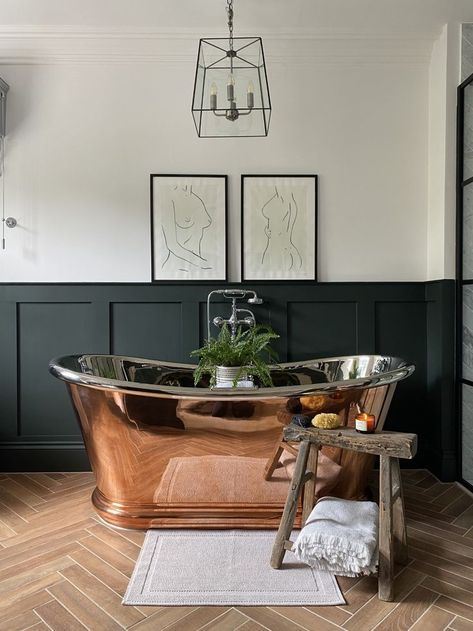 Copper Bath Ideas, Copper Bathtub Bathroom Ideas, Bathroom Copper Bath, Copper Roll Top Bath, Copper And White Bathroom, Copper Bathtubs Rustic Bathrooms, Copper Bath In Bedroom, Copper Bathtub Bathroom, Copper Bathtubs Master Bath