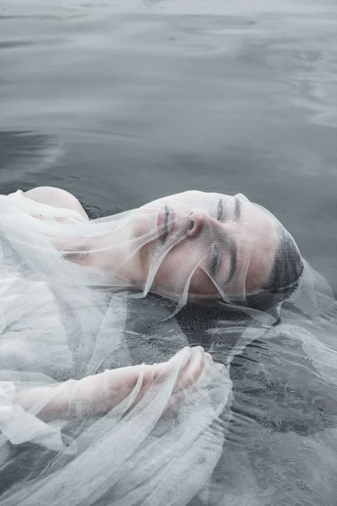 Wet Fabric Photoshoot, Spooky Water Photoshoot, Wet Cloth Photoshoot, Wet Dry Dress, Person Laying In Water, Wet Look Editorial, Cocoon Aesthetic, Water Effect Photography, Siren Mermaid Aesthetic