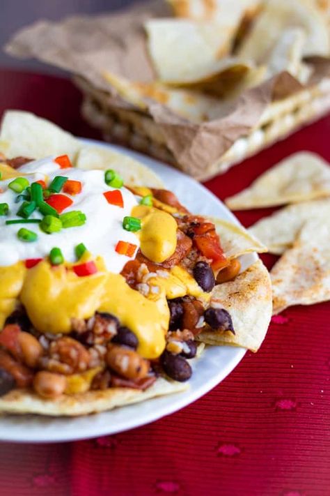 Amazing Vegan Nachos | EatPlant-Based Healthy Burritos, Inflammation Remedies, Plant Diet, Vegan Nachos Cheese, Nutritional Yeast Recipes, Bulgur Wheat, Inflammatory Recipes, Vegan Nachos, Wheat Recipes