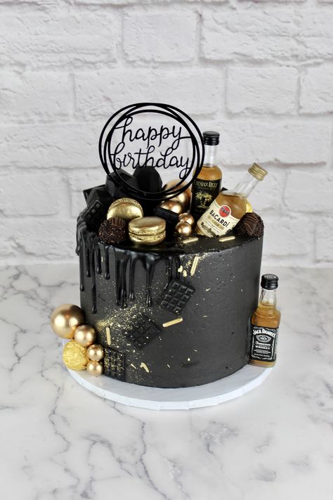 Men’s Birthday Cake Mens Birthday Cake Classy, 50th Men’s Birthday Cake, 21th Birthday Cake For Men, Man’s 30th Birthday Cake, 50th Cake Designs, Cake Decorating Birthday Men, 18th Birthday Cake Gold And Black, 30th Birthday Cake Ideas For Men Husband, Fancy Cakes For Men