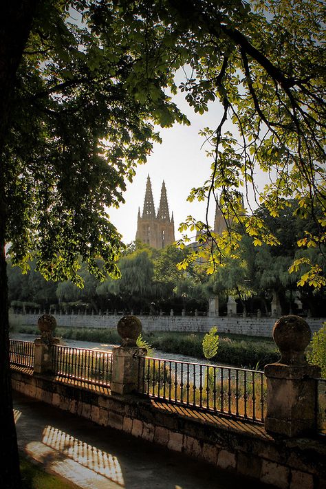 Burgos, Spain (by trabancos) Burgos Spain, Spain Holidays, Northern Spain, Southern Europe, Spain And Portugal, Aragon, Burgos, Spain Travel, Beautiful Places To Visit