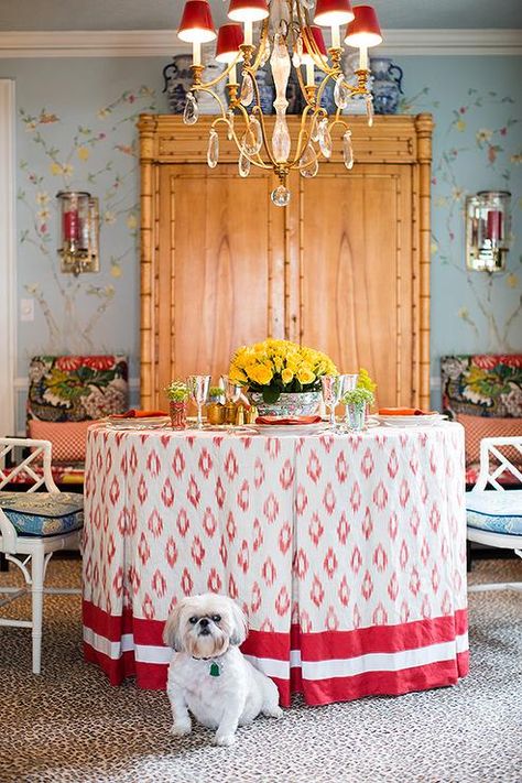 Mallory Mathison, Floral Living Room Decor, Floral Living Room, Art Deco Colors, Transitional Dining Room, Bamboo Chair, Gorgeous Interiors, Unique House Design, Table Skirt