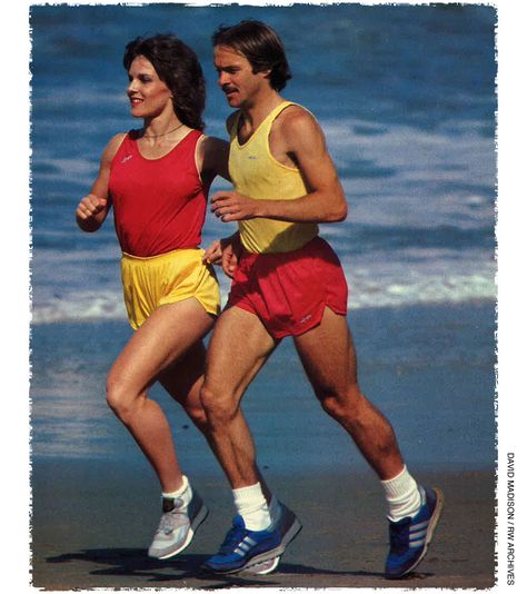 June 1981 https://www.runnersworld.com/50th-anniversary/50-years-of-dubious-running-fashion/slide/8 80s Athlete Aesthetic, 60s Workout Outfit, Vintage Sport Photography, 70s Running Outfit, Vintage Sporty Aesthetic, 80s Sport Aesthetic, 70s Sporty Fashion, 80s Bodybuilding Fashion, Retro Workout Aesthetic