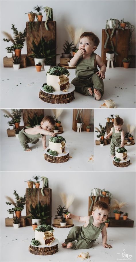 Woodland First Birthday Photo Shoot, December Cake Smash, Smash Cakes For Boys 1st Birthday, Winter Smash Cake Boy, 1st Birthday Smash Cake Boy, Boy Smash Cake Pictures, Smash Cake Boy Photoshoot, 1st Birthday Cake Smash Boy, Birthday Smash Cake Boy