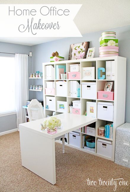 Bright and feminine home office makeover on a budget. Home Office Makeover, Dream Craft Room, Shabby Home, Craft Room Design, Diy Casa, Scrapbook Room, Office Crafts, Office Makeover, Craft Room Storage