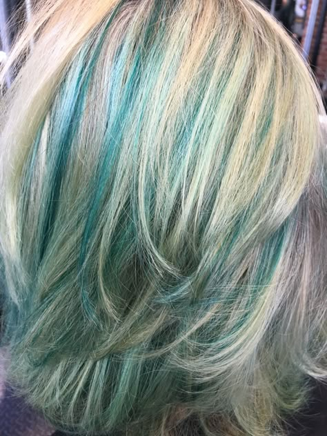 Blonde And Mint Green Hair, Teal Hair Highlights Blonde, Turquoise And Blonde Hair, Blonde With Teal Highlights, Blonde Hair Teal Highlights, Blonde Teal Hair, Blonde And Turquoise Hair Highlights, Green Highlights Blonde Hair, Blonde And Turquoise Hair