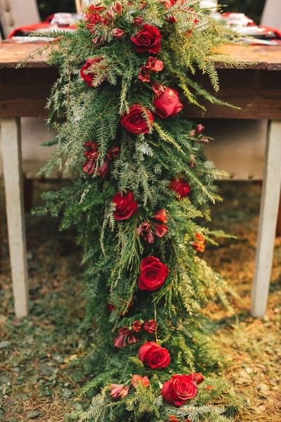 Pine and red rose garland: http://www.stylemepretty.com/2013/12/20/bluebird-christmas-tree-farm-inspiration-shoot/ | Photography: JoPhoto - http://www.jophotoonline.com/ Wedding Table Garland, Winter Wedding Table, Table Garland, Flowers And Greenery, Winter Wedding Decorations, Floral Table Runner, Table Runners Wedding, Winter Wedding Inspiration, Winter Wonderland Wedding