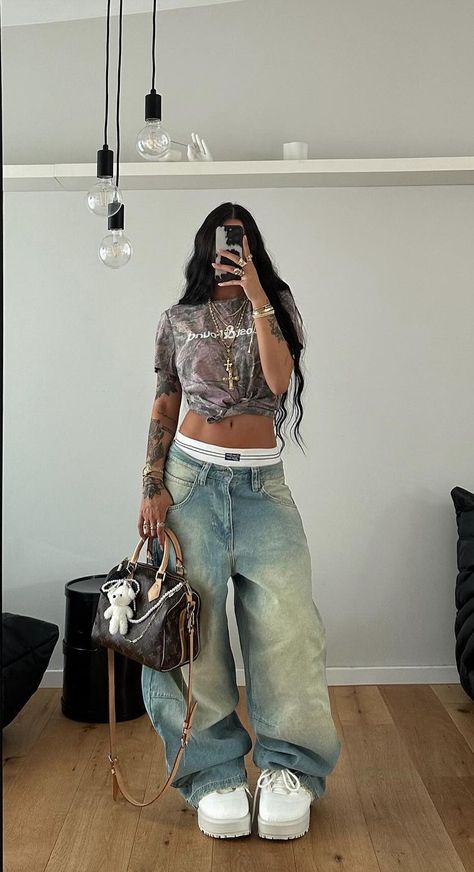 Rappers Outfits Female, Lil Yachty Concert Outfit, Women Hip Hop Outfits, Street Wear Concert Outfit, Long Sleeve Collared Shirt Outfit, Baggy Women Outfits, Women’s Streetwear, Thirst Trap Outfits, Summer Streetwear Fashion Women