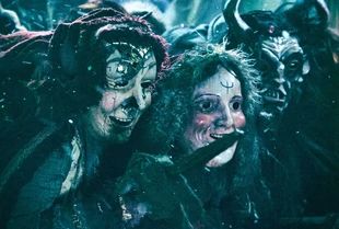 Krampus' Elves - Villains Wiki - villains, bad guys, comic books, anime Top 10 Horror Movies, Krampus Movie, Trick R Treat Movie, Christmas Horror Movies, Santa Claus Elves, Dark Elves, Christmas Horror, Elf Movie, Weta Workshop