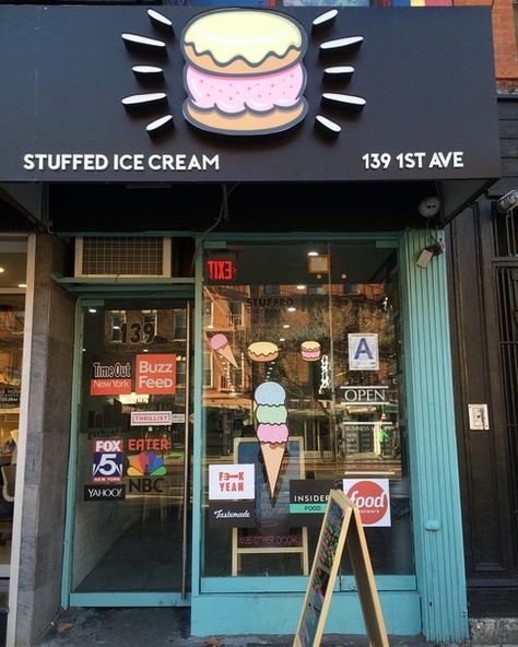 Get Ready for These Insane Desserts at Stuffed Ice Cream Ice Cream Store Design Exterior, Minimalist Ice Cream Shop, Ice Cream Signboard, Ice Cream Store Design, Ice Cream Business Ideas, Ice Cream Shop Ideas, Insane Desserts, Ice Cream Shop Interior, Small Ice Cream Shop