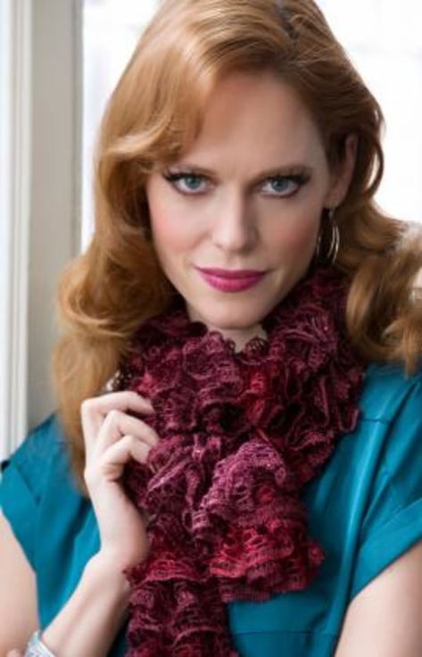 Sashay Crochet, Sashay Scarf, Ruffle Yarn, Sashay Yarn, Crochet Ruffle Scarf, Crochet Crowd, Easy Crochet Patterns Free, Ruffle Scarf, Crochet Shawls