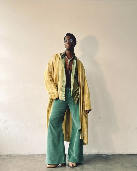 70s Boho Mens Fashion, Wsdm Kaye, Eccentric Outfits Men, Wisdom Kaye Outfits, Earthy Mens Fashion, Men Fashion 70s, Solar Punk Fashion, Gender Nonconforming Fashion, Wisdom Kaye