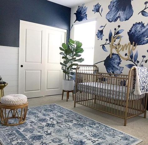 This navy nursery is gorgeous with that floral wallpaper and brass / gold accents. #nurserydecor #nurseryideas Metal Crib, Navy Nursery, Baby Nursery Inspiration, Nursery Trends, Girl Nursery Room, Baby Room Design, Wallpaper Accent Wall, Nursery Baby Room, Baby Bedroom