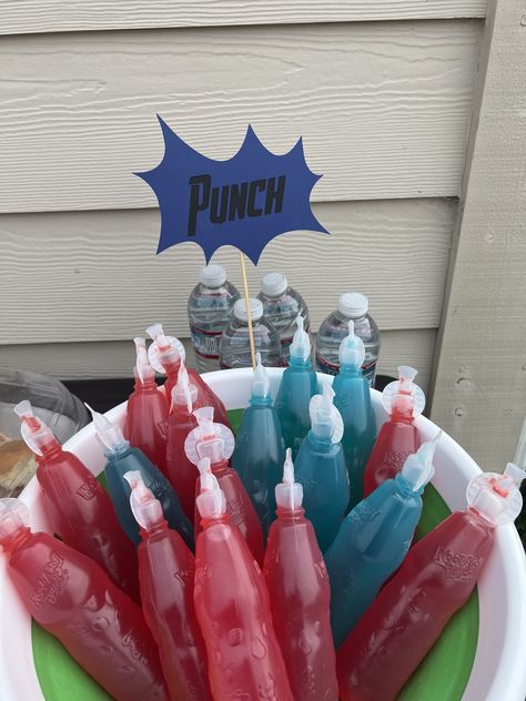 Marvel 3rd Birthday Party Ideas, Spiderman Birthday Party Foods, Spiderman Birthday Theme Decoration, Avengers Food Party Ideas, Spiderman Aesthetic Birthday, 4 Year Birthday Party Spiderman, Simple Spiderman Birthday Party, Food For Spiderman Birthday Party, Spidey And His Amazing Friends Themed Birthday Party