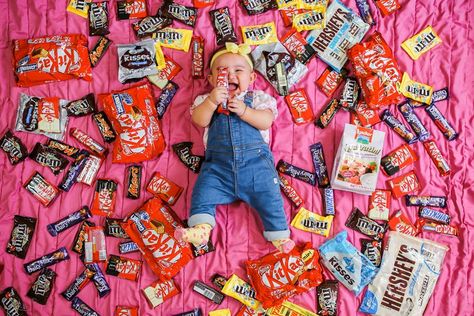 Chocolate Theme Baby Photoshoot, 5 Months Baby Photoshoot, Baby Monthly Pictures, Monthly Baby Photography, 5 Month Baby, Photoshoot Boy, Boy Photoshoot, Chocolate Ideas, One Month Baby