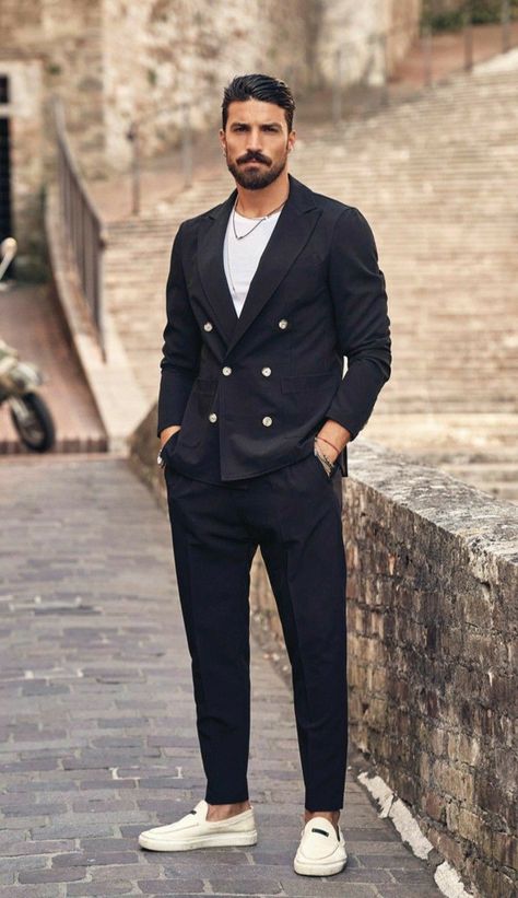 Black Blazer Outfit Casual Classy, Banquet Attire, Beard Suit, Double Breasted Suit Men, Black Blazer Outfit, Suit Groom, Blazer Outfits Men, Blazer Outfits Casual, Wedding Outfit Men