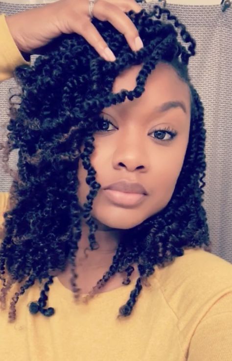 Spring twist on natural hair shoulder length Twist On Natural Hair, Havana Twist Braids, Protective Style Braids, Spring Twist Hair, Twist Box Braids, Big Box Braids, Spring Twists, Hair Twist, Dyed Hair Inspiration