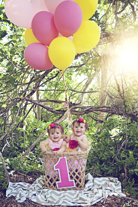 Twins first birthday shoot Twins First Birthday Photoshoot, First Birthday Shoot, Twins Photoshoot, Twins First Birthday, First Birthday Ideas, Bday Photoshoot, Bday Shoot, Twins 1st Birthdays, Twin First Birthday