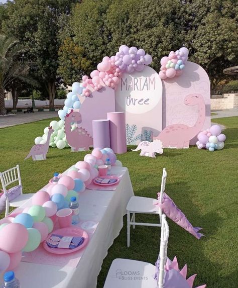 Pink Dinosaur Party Centerpieces, Girly Three Rex Party, Girl Dinasour Birthday Party Ideas, Dinosaur 4th Birthday Party Girl, Pink And Purple Dinosaur Party, Girl Dinasour Party, Girly Dinosaur Birthday Party, Pink Dino Party, Dinosaur Birthday Party For A Girl