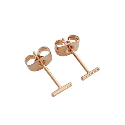 PRICES MAY VARY. ✨ DESIGN DETAILS: Minimalist, midi center stud back, rounded bar earrings. A gorgeous, comfortable, minimalist jewelry piece we bet you'll find yourself reaching to wear everyday. Available in 2 sizes: 10mm or 5mm long. ✨ MATERIALS: HONEYCAT’s fashion jewelry line is 18k gold plated, 18k rose gold plated, rhodium plated, and sterling silver plated brass. Each piece is finished with a protective coating that allows it to better hold up against daily evils like sweat, which typica Unique Envelopes, Womens Earrings Studs, Bar Stud Earrings, Bar Studs, Earrings In Gold, Jewelry Images, Delicate Jewelry, Bar Earrings, Everyday Jewelry