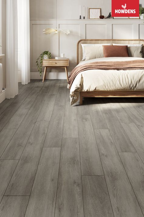 Pearl Oak Flooring, Grey Pergo Flooring, Bedroom Inspirations Gray Floor, Grey Floors Interior Design, Wood Bedroom Flooring, Gray Wood Floor Bedroom Ideas, Boho Bedroom Grey Floor, Bedroom Grey Wood Floor, Grey Wood Flooring Bedroom